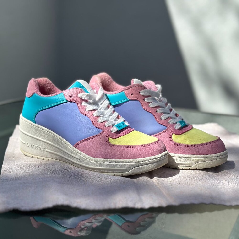 Guess Sneakers – Size 7 – Pastel Colorblock